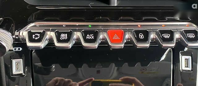 Пежо e-2008, объемом двигателя 0 л и пробегом 107 тыс. км за 16650 $, фото 20 на Automoto.ua