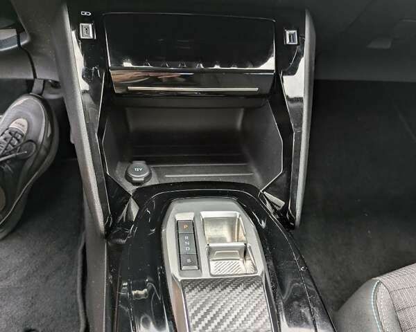 Пежо e-2008, объемом двигателя 0 л и пробегом 84 тыс. км за 17950 $, фото 20 на Automoto.ua