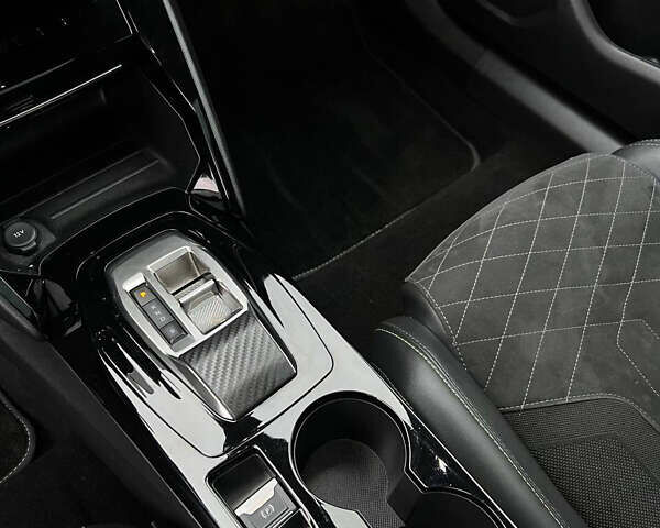 Пежо e-2008, объемом двигателя 0 л и пробегом 58 тыс. км за 18350 $, фото 22 на Automoto.ua