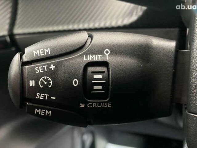 Пежо e-2008, объемом двигателя 0 л и пробегом 107 тыс. км за 16650 $, фото 15 на Automoto.ua