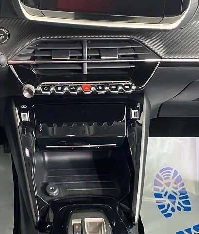 Пежо e-2008, объемом двигателя 0 л и пробегом 107 тыс. км за 16650 $, фото 19 на Automoto.ua