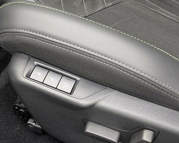 Пежо e-2008, объемом двигателя 0 л и пробегом 38 тыс. км за 20700 $, фото 14 на Automoto.ua