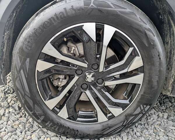 Пежо e-2008, объемом двигателя 0 л и пробегом 38 тыс. км за 20700 $, фото 27 на Automoto.ua