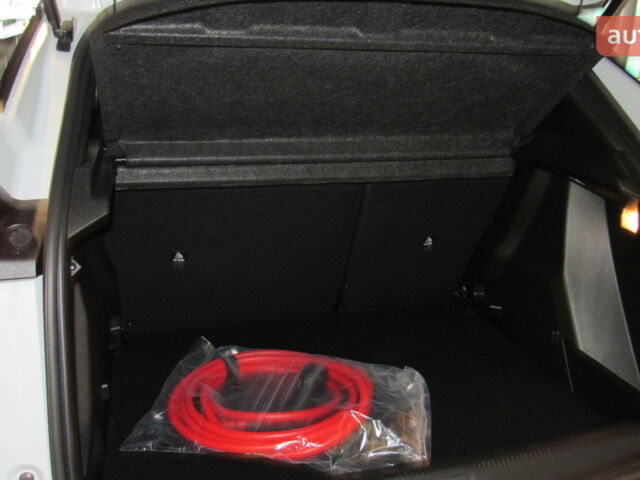 купить новое авто Пежо e-2008 2025 года от официального дилера Автоцентр AUTO.RIA Пежо фото