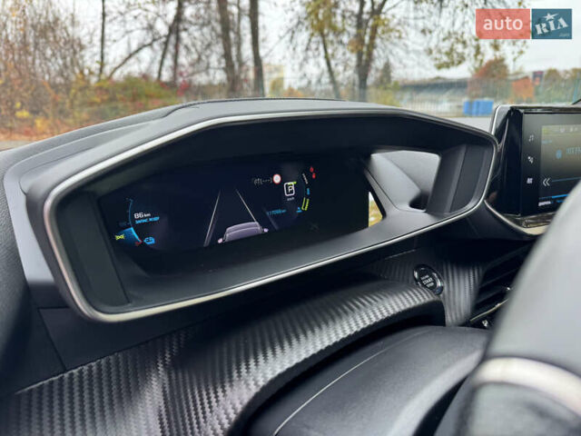 Серый Пежо e-2008, объемом двигателя 0 л и пробегом 117 тыс. км за 16599 $, фото 11 на Automoto.ua