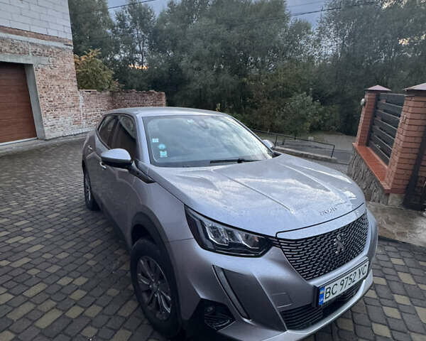 Сірий Пежо e-2008, об'ємом двигуна 0 л та пробігом 82 тис. км за 15900 $, фото 9 на Automoto.ua