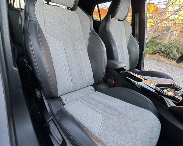 Сірий Пежо e-2008, об'ємом двигуна 0 л та пробігом 56 тис. км за 17700 $, фото 79 на Automoto.ua