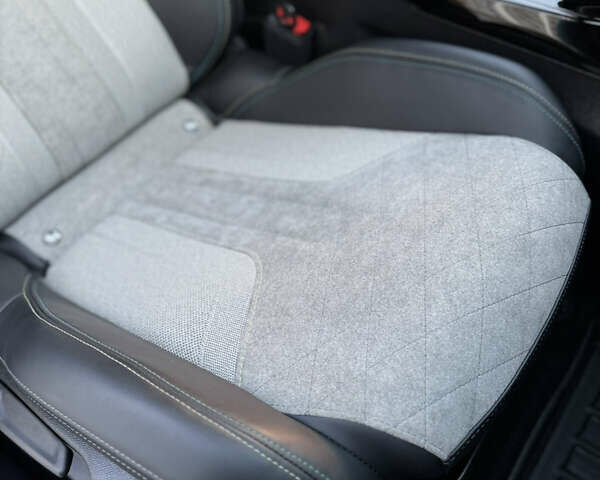 Сірий Пежо e-2008, об'ємом двигуна 0 л та пробігом 56 тис. км за 17700 $, фото 77 на Automoto.ua