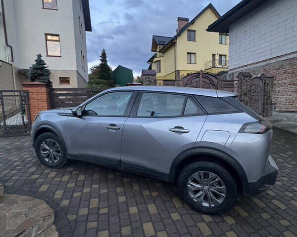 Сірий Пежо e-2008, об'ємом двигуна 0 л та пробігом 82 тис. км за 15900 $, фото 4 на Automoto.ua