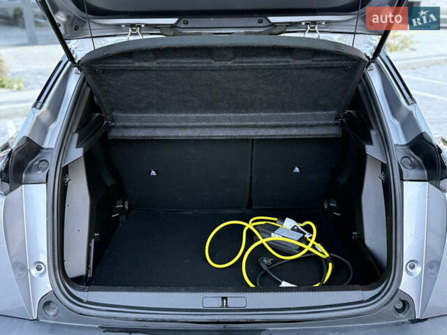 Сірий Пежо e-2008, об'ємом двигуна 0 л та пробігом 67 тис. км за 16500 $, фото 10 на Automoto.ua