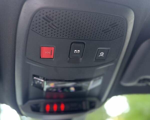 Сірий Пежо e-2008, об'ємом двигуна 0 л та пробігом 13 тис. км за 25499 $, фото 20 на Automoto.ua