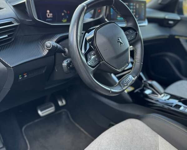 Синий Пежо e-2008, объемом двигателя 0 л и пробегом 35 тыс. км за 16500 $, фото 41 на Automoto.ua