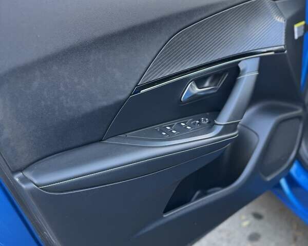 Синий Пежо e-2008, объемом двигателя 0 л и пробегом 35 тыс. км за 16500 $, фото 63 на Automoto.ua