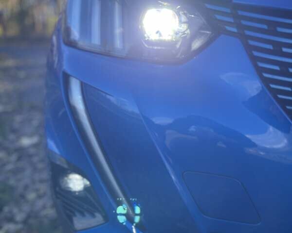 Синий Пежо e-2008, объемом двигателя 0 л и пробегом 35 тыс. км за 16500 $, фото 21 на Automoto.ua