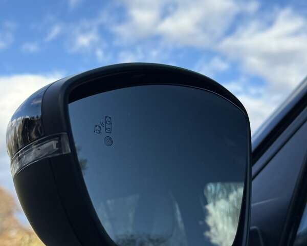 Синий Пежо e-2008, объемом двигателя 0 л и пробегом 35 тыс. км за 16500 $, фото 32 на Automoto.ua