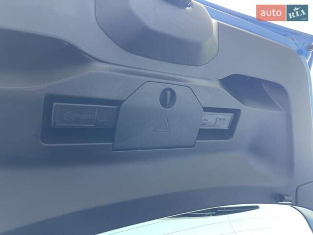 Синий Пежо e-2008, объемом двигателя 0 л и пробегом 35 тыс. км за 16500 $, фото 82 на Automoto.ua