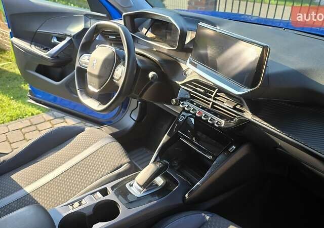 Синий Пежо e-2008, объемом двигателя 0 л и пробегом 133 тыс. км за 14700 $, фото 19 на Automoto.ua