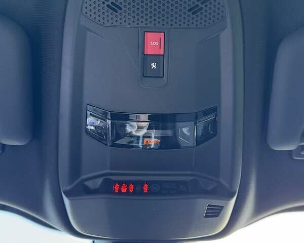 Синий Пежо e-2008, объемом двигателя 0 л и пробегом 35 тыс. км за 16500 $, фото 61 на Automoto.ua