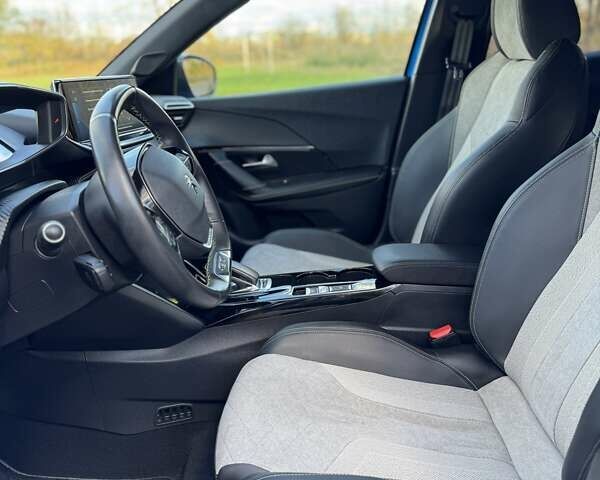 Синий Пежо e-2008, объемом двигателя 0 л и пробегом 35 тыс. км за 16500 $, фото 39 на Automoto.ua