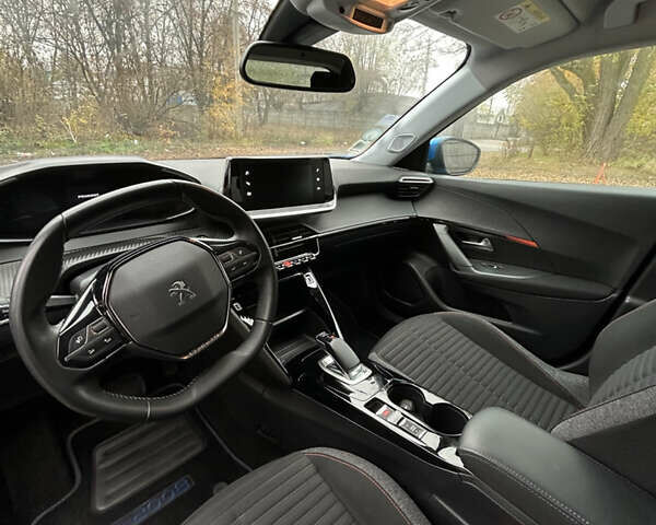 Синий Пежо e-2008, объемом двигателя 0 л и пробегом 84 тыс. км за 15980 $, фото 16 на Automoto.ua