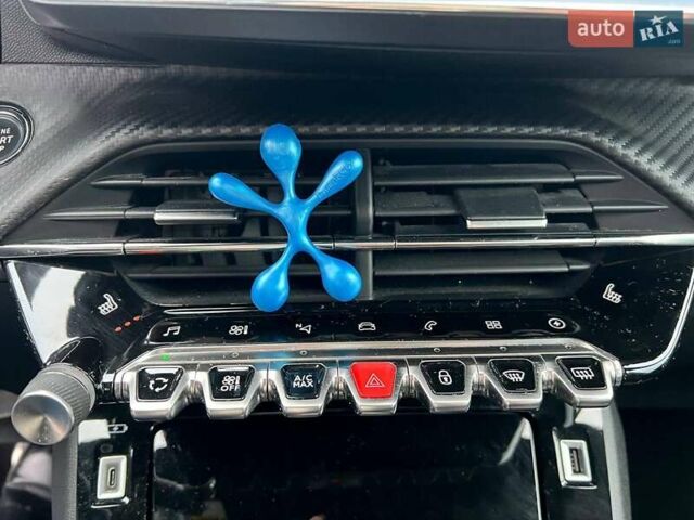 Синій Пежо e-2008, об'ємом двигуна 0 л та пробігом 112 тис. км за 16990 $, фото 28 на Automoto.ua