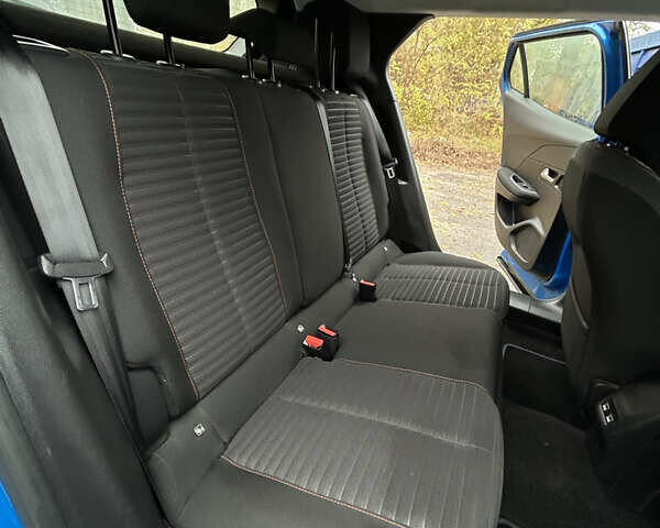 Синий Пежо e-2008, объемом двигателя 0 л и пробегом 84 тыс. км за 15980 $, фото 26 на Automoto.ua