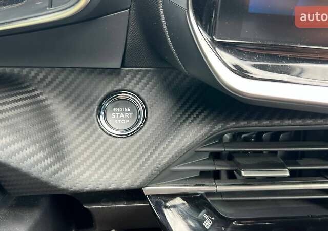 Синий Пежо e-2008, объемом двигателя 0 л и пробегом 1 тыс. км за 19000 $, фото 22 на Automoto.ua