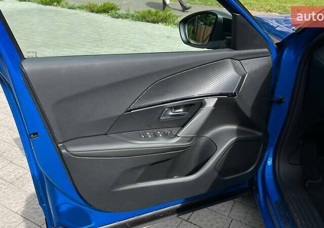 Синий Пежо e-2008, объемом двигателя 0 л и пробегом 1 тыс. км за 19000 $, фото 24 на Automoto.ua