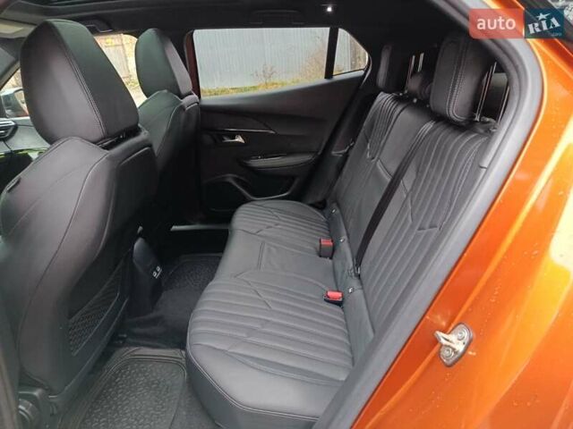 Оранжевый Пежо e-2008, объемом двигателя 0 л и пробегом 31 тыс. км за 17300 $, фото 25 на Automoto.ua