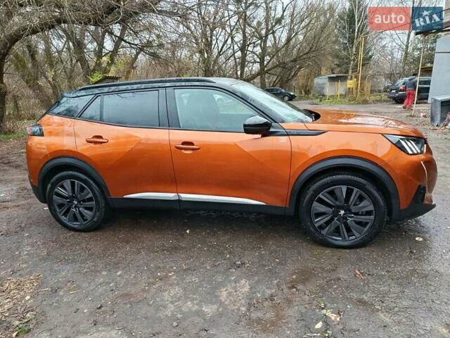 Оранжевый Пежо e-2008, объемом двигателя 0 л и пробегом 31 тыс. км за 17300 $, фото 7 на Automoto.ua