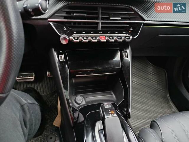 Оранжевый Пежо e-2008, объемом двигателя 0 л и пробегом 31 тыс. км за 17300 $, фото 39 на Automoto.ua