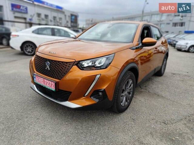 Оранжевый Пежо e-2008, объемом двигателя 0 л и пробегом 136 тыс. км за 17999 $, фото 3 на Automoto.ua