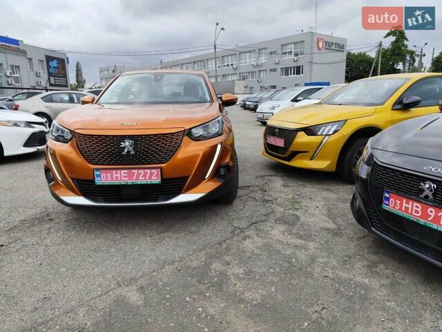 Оранжевый Пежо e-2008, объемом двигателя 0 л и пробегом 136 тыс. км за 17999 $, фото 5 на Automoto.ua