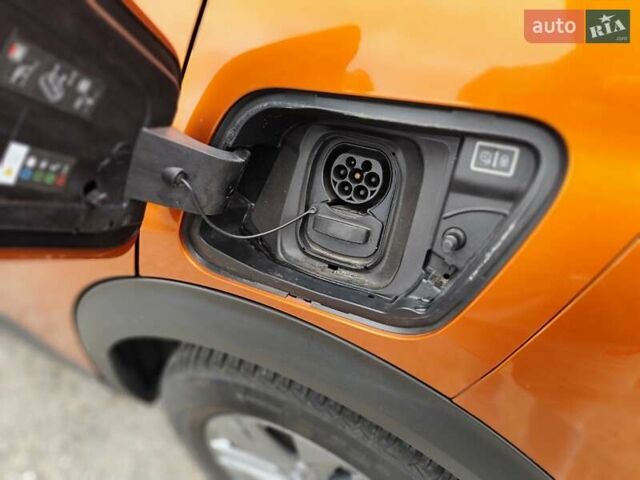 Оранжевый Пежо e-2008, объемом двигателя 0 л и пробегом 136 тыс. км за 17999 $, фото 33 на Automoto.ua
