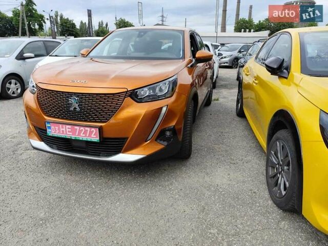 Оранжевый Пежо e-2008, объемом двигателя 0 л и пробегом 136 тыс. км за 17999 $, фото 7 на Automoto.ua