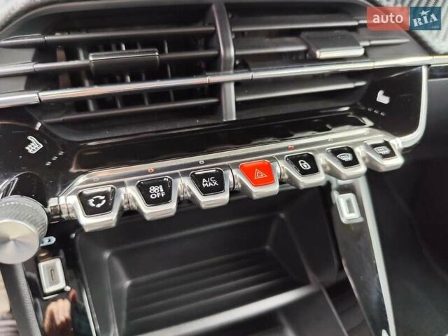 Оранжевый Пежо e-2008, объемом двигателя 0 л и пробегом 136 тыс. км за 17999 $, фото 47 на Automoto.ua