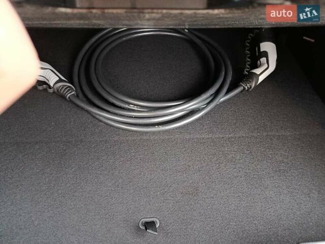 Оранжевый Пежо e-2008, объемом двигателя 0 л и пробегом 31 тыс. км за 17300 $, фото 23 на Automoto.ua