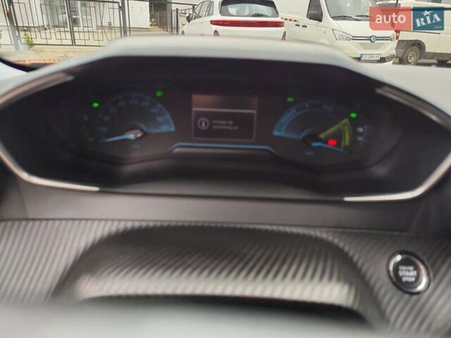 Оранжевый Пежо e-2008, объемом двигателя 0 л и пробегом 136 тыс. км за 17999 $, фото 39 на Automoto.ua