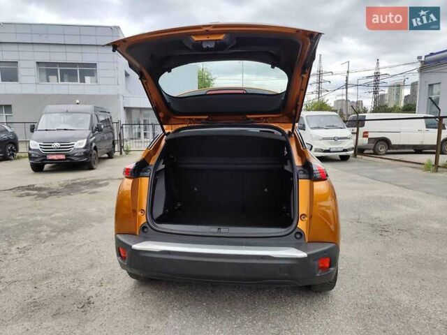 Оранжевый Пежо e-2008, объемом двигателя 0 л и пробегом 136 тыс. км за 17999 $, фото 32 на Automoto.ua