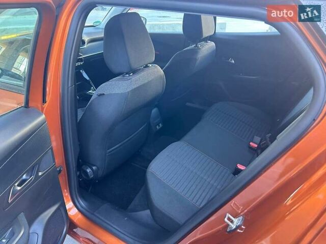 Помаранчевий Пежо e-2008, об'ємом двигуна 0 л та пробігом 31 тис. км за 16200 $, фото 20 на Automoto.ua