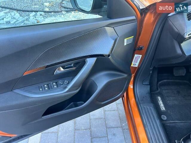 Оранжевый Пежо e-2008, объемом двигателя 0 л и пробегом 29 тыс. км за 16999 $, фото 8 на Automoto.ua