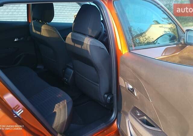 Оранжевый Пежо e-2008, объемом двигателя 0 л и пробегом 37 тыс. км за 21500 $, фото 8 на Automoto.ua