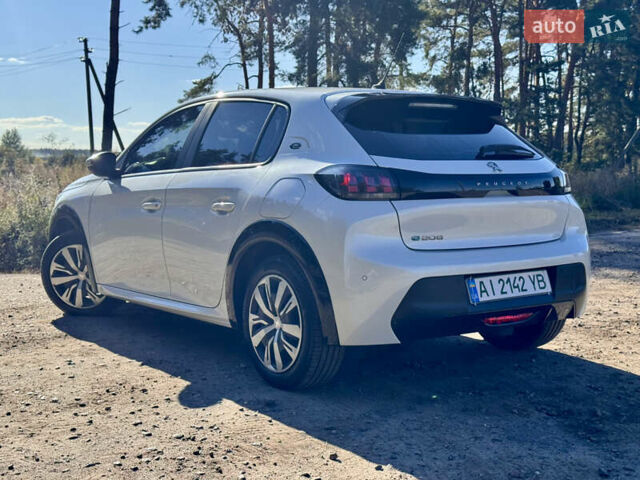 Білий Пежо e-208, об'ємом двигуна 0 л та пробігом 72 тис. км за 14099 $, фото 7 на Automoto.ua