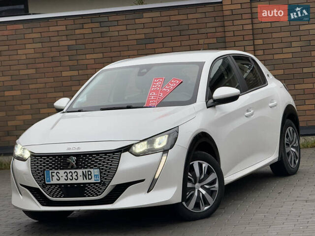 Белый Пежо e-208, объемом двигателя 0 л и пробегом 17 тыс. км за 14799 $, фото 44 на Automoto.ua