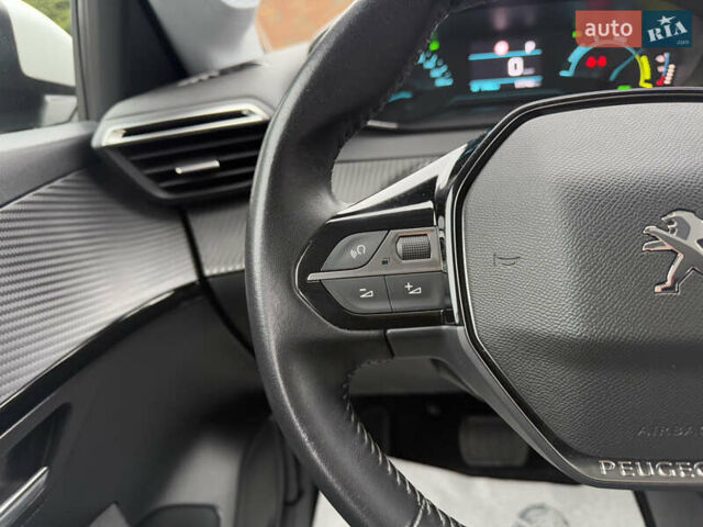 Белый Пежо e-208, объемом двигателя 0 л и пробегом 17 тыс. км за 14799 $, фото 34 на Automoto.ua