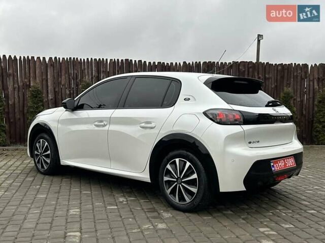 Білий Пежо e-208, об'ємом двигуна 0 л та пробігом 85 тис. км за 12900 $, фото 4 на Automoto.ua