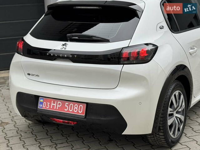 Білий Пежо e-208, об'ємом двигуна 0 л та пробігом 71 тис. км за 13499 $, фото 25 на Automoto.ua