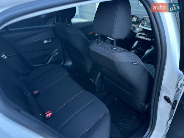 Білий Пежо e-208, об'ємом двигуна 0 л та пробігом 71 тис. км за 13499 $, фото 88 на Automoto.ua