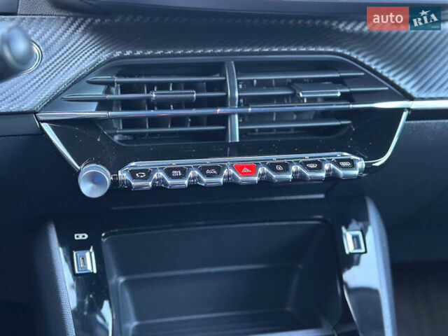 Білий Пежо e-208, об'ємом двигуна 0 л та пробігом 71 тис. км за 13499 $, фото 60 на Automoto.ua