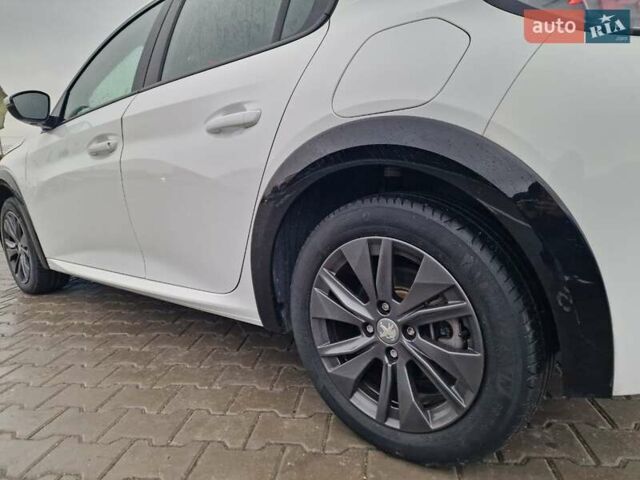 Белый Пежо e-208, объемом двигателя 0 л и пробегом 59 тыс. км за 13900 $, фото 6 на Automoto.ua